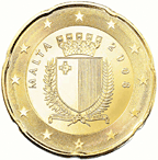 20 cents - Les armoiries de Malte, un écu comportant une représentation héraldique du drapeau national de Malte, surmonté d'une couronne murale représentant les fortifications de Malte et signifiant son statut de cité.